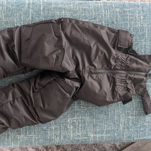 Black 2t snow pants